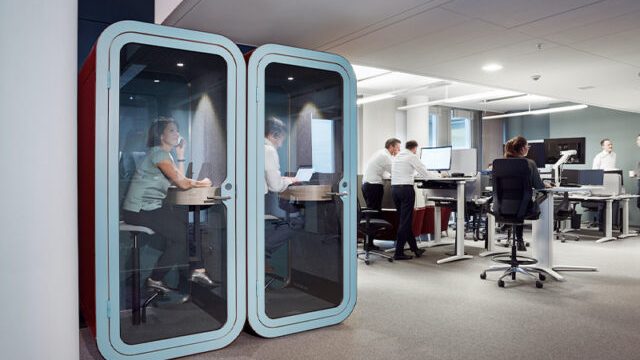 Nên Lựa Chọn Phone Booth Đơn Di Động Hay Cố Định Cho Văn Phòng?