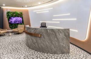 Thiết Kế Quầy Lễ Tân Văn Phòng Đẹp, Ấn Tượng & Đẳng Cấp quầy lễ tân văn phòng